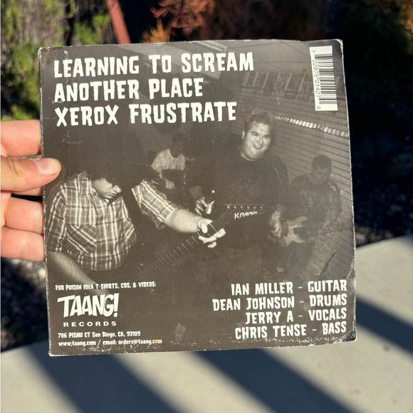 Record - Picture 2 of 3